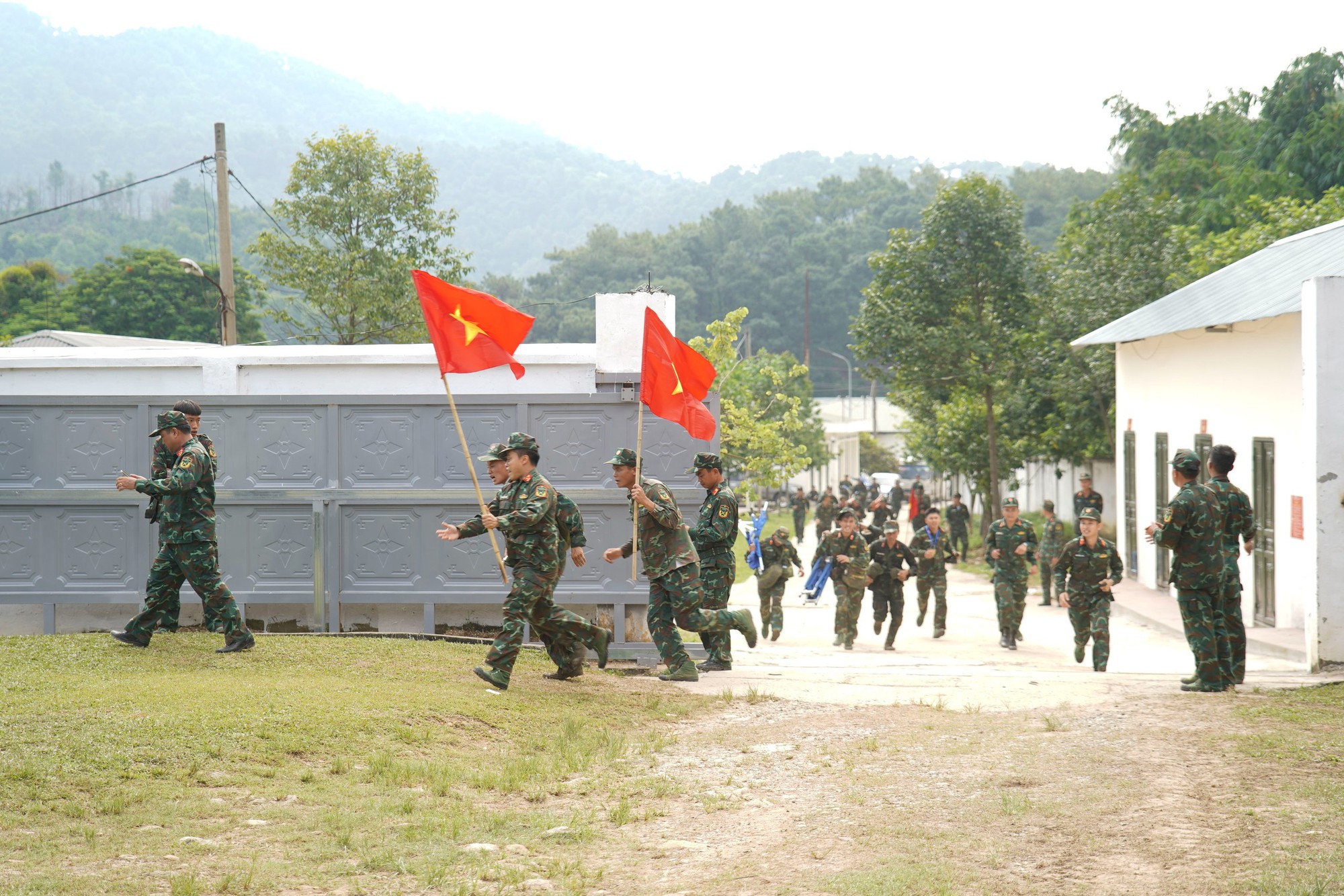 Khai mạc Hội thao Phòng thủ dân sự toàn quân năm 2026 với 19 đơn vị tranh tài - Ảnh 18.
