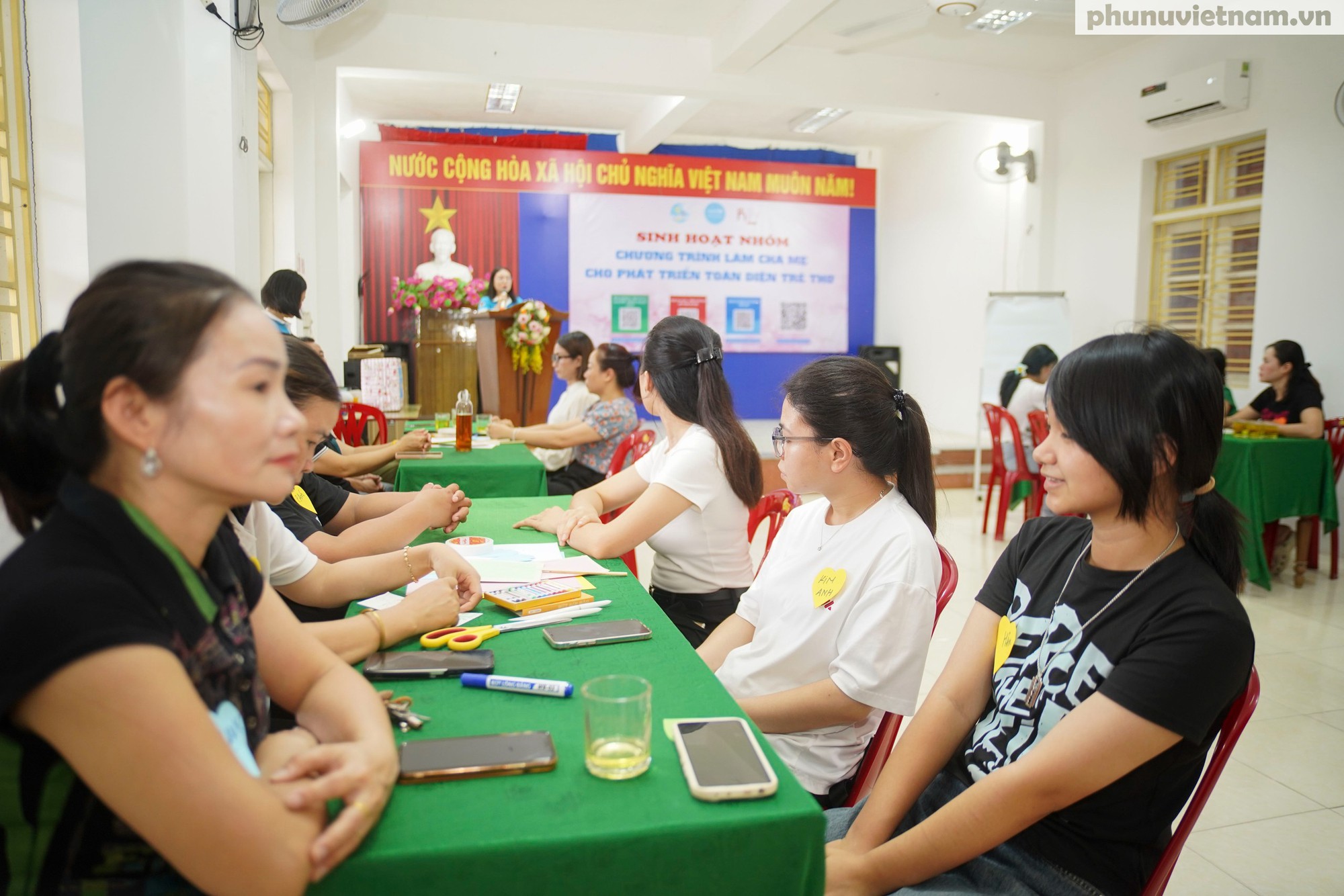 Lãnh đạo Hội LHPN Việt Nam tham quan mô hình "Làm cha mẹ cho sự phát triển toàn diện trẻ thơ" tại Hải Phòng- Ảnh 2.