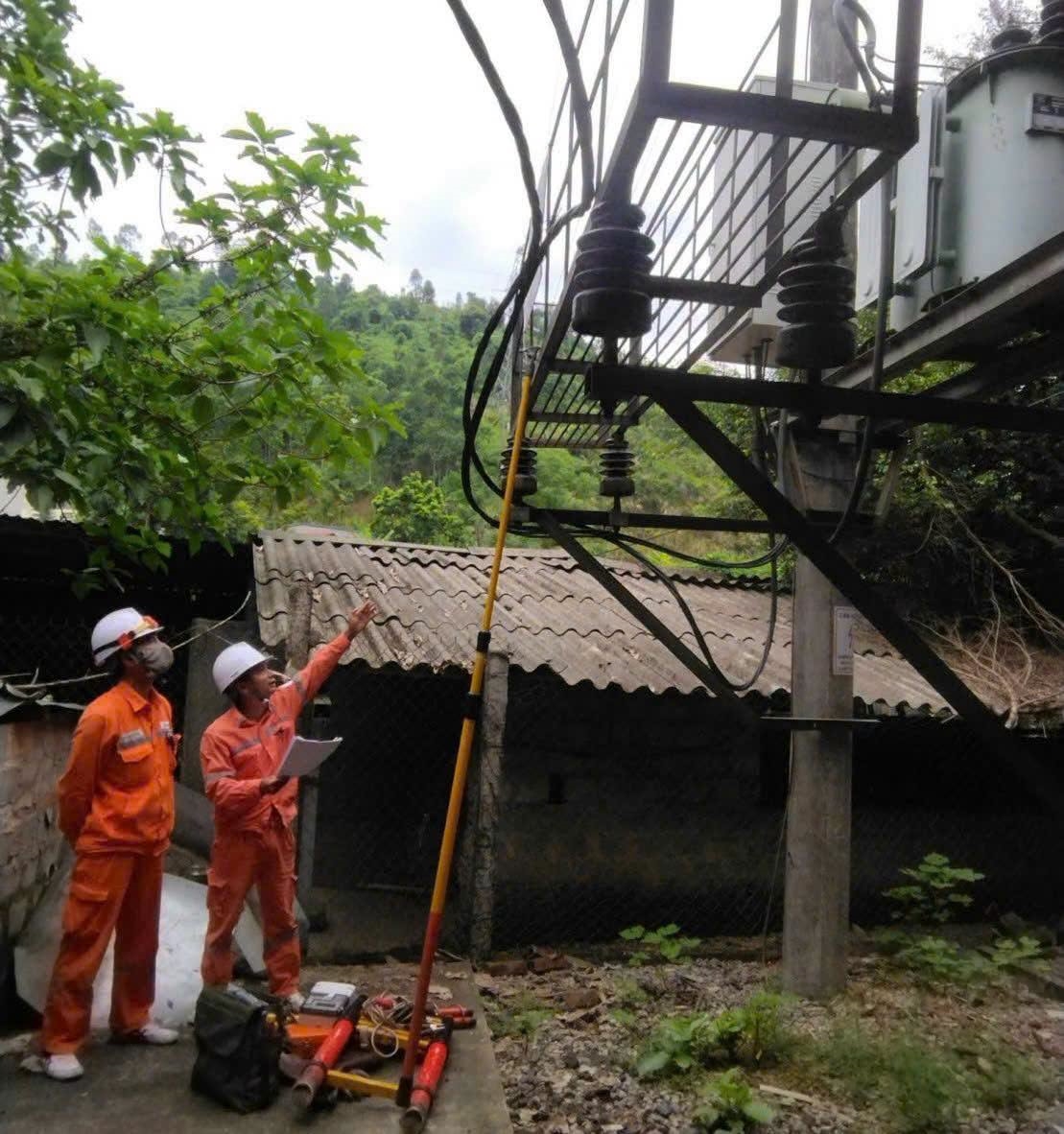 Điện lực miền Bắc tăng cường “lá chắn” an toàn trong mùa mưa bão- Ảnh 13.