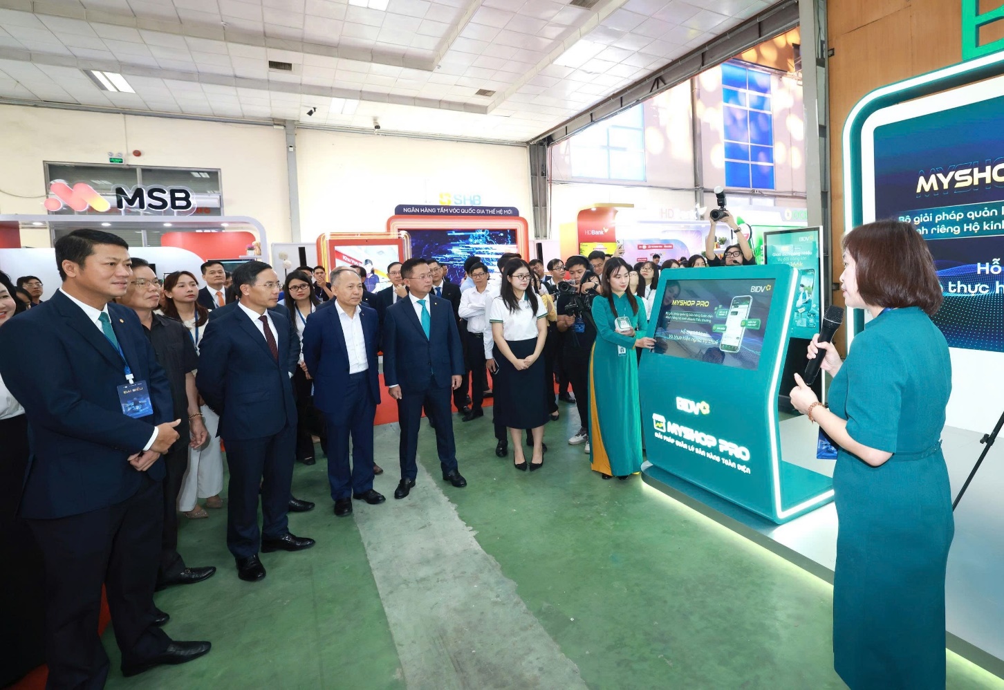 “Chuyển đổi số ngành ngân hàng 2026”: BIDV giới thiệu những giải pháp số toàn diện - Ảnh 2.