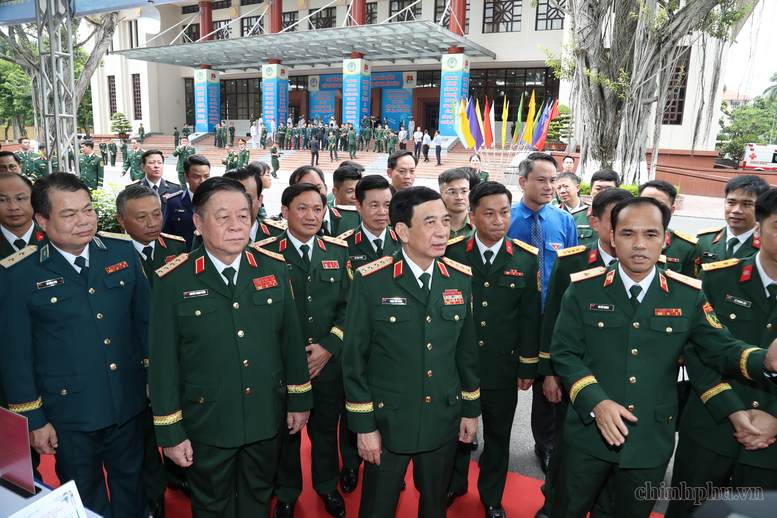 Khơi dậy tiềm năng nghiên cứu sáng tạo của thanh niên Quân đội- Ảnh 2.