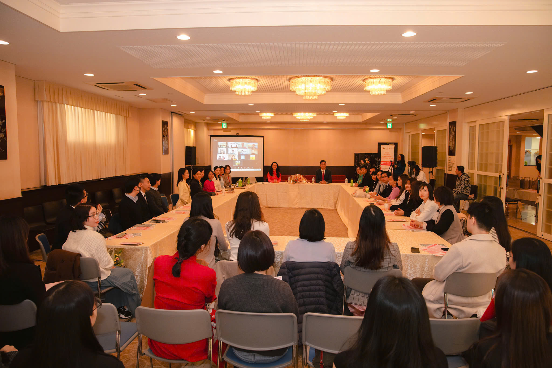 Connecting Vietnamese Women Intellectuals Globally: From Exchanges to Practical Cooperation - Ảnh 3.