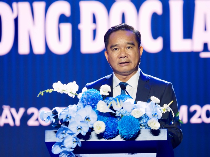 Sau danh hiệu Anh hùng Lao động, Vinamilk tiếp tục đón nhận Huân chương Độc lập hạng Nhất - Ảnh 1.