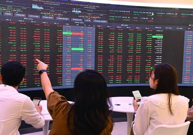 Khối ngoại vẫn nắm hơn 1 triệu tỷ đồng cổ phiếu Việt: Dòng tiền sẽ tìm đến đâu sau nâng hạng? - Ảnh 2.