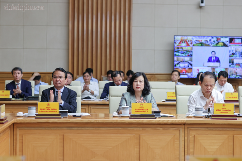 Thủ tướng chủ trì Hội nghị tổng kết năm học 2025-2026, triển khai nhiệm vụ năm học 2026-2027- Ảnh 1.