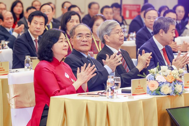 Chủ tịch Bùi Thị Minh Hoài dự Đại hội đại biểu toàn quốc Liên hiệp các Hội Khoa học và Kỹ thuật Việt Nam lần thứ IX - Ảnh 3.