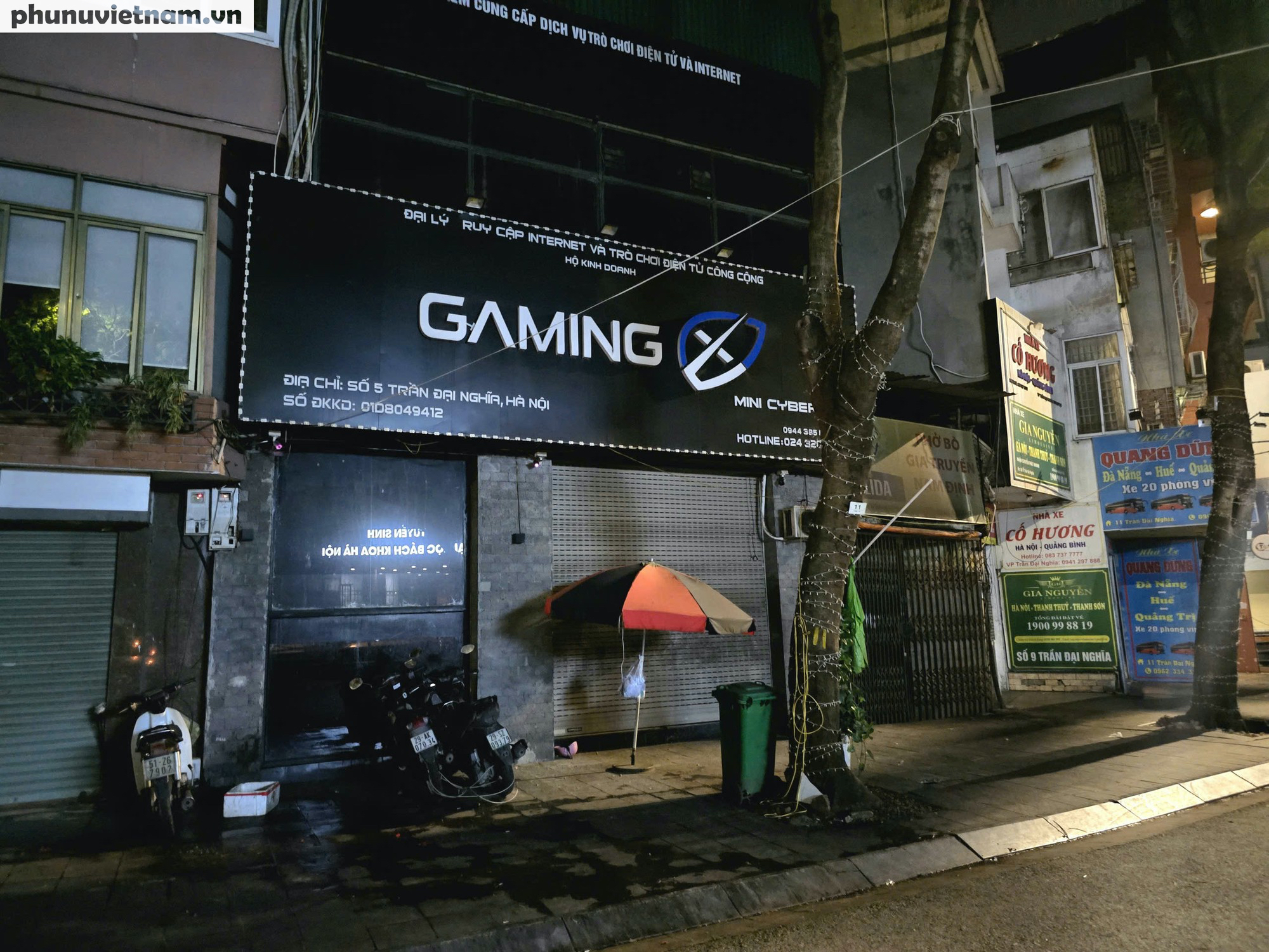 Công an Hà Nội kiểm tra, xử lý hàng loạt quán game hoạt động đêm bất chấp lệnh cấm - Ảnh 1.