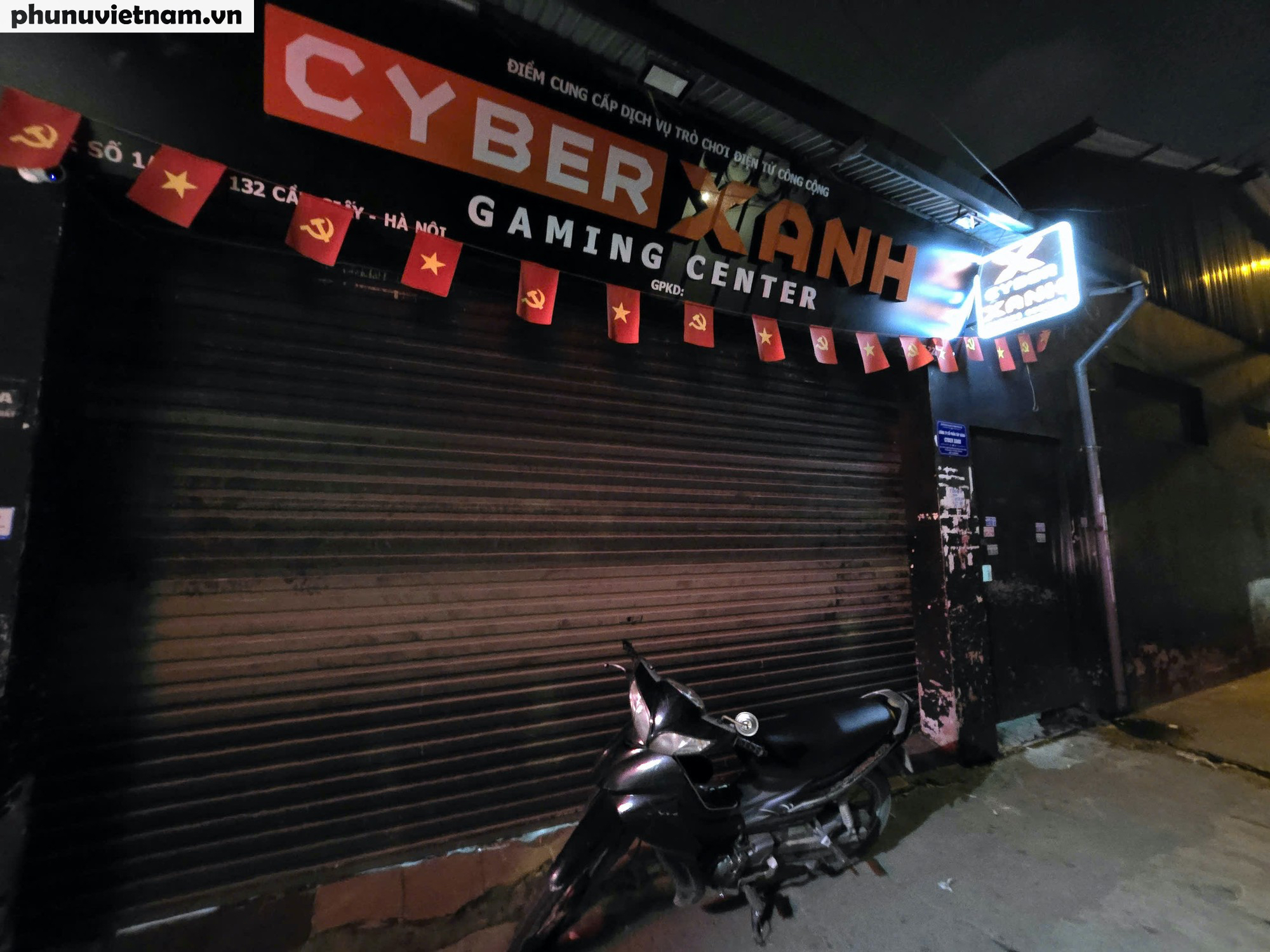 Công an Hà Nội kiểm tra, xử lý hàng loạt quán game hoạt động đêm bất chấp lệnh cấm - Ảnh 3.