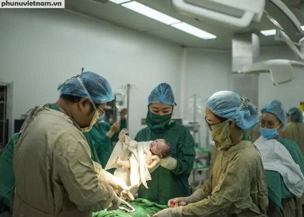Tiếng khóc đầu đời và cuộc chạy đua ngăn virus viêm gan B - Ảnh 4.
