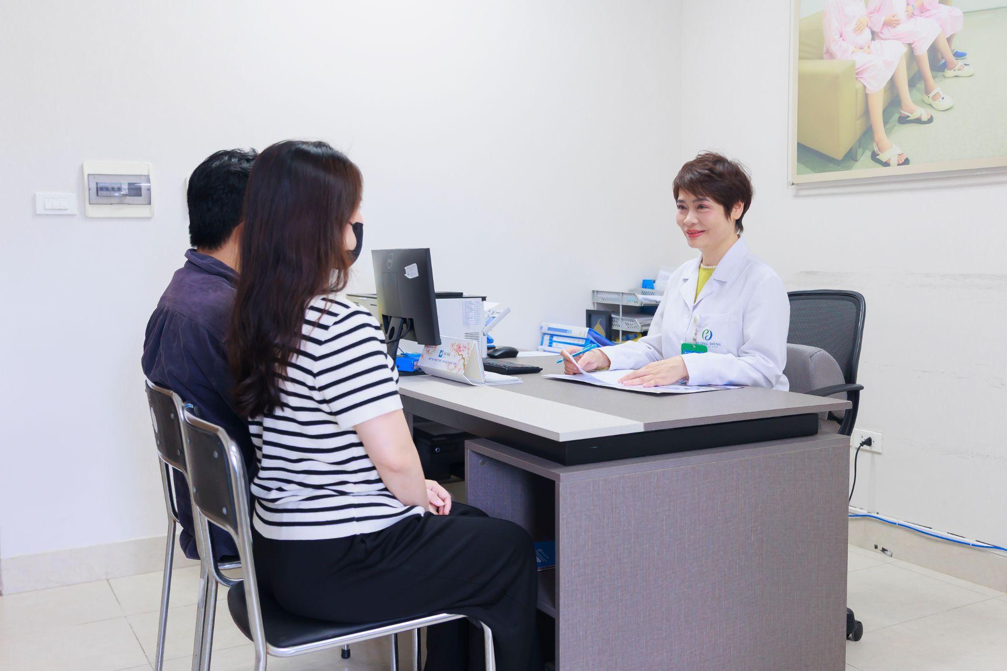 Đón con khỏe mạnh sau 16 năm thai lưu nhờ phác đồ điều trị cá thể hóa- Ảnh 1.