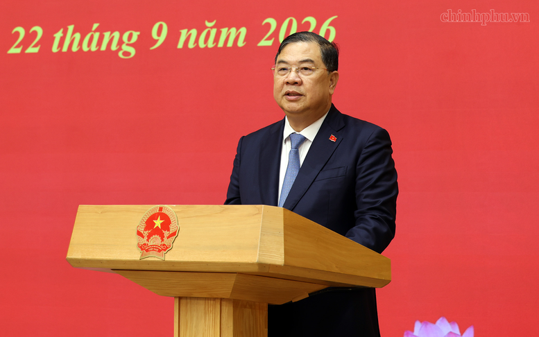 Phó Thủ tướng Thường trực Phạm Gia Túc trao quyết định điều động, bổ nhiệm Phó Chủ nhiệm VPCP Nguyễn Danh Huy - Ảnh 3.