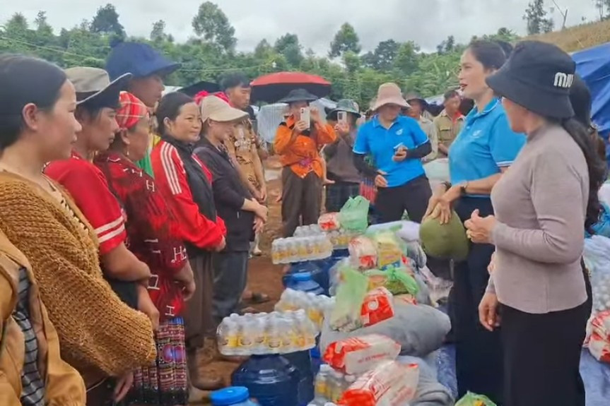 Hội LHPN Lâm Đồng kịp thời hỗ trợ 79 hộ dân vùng sạt lở ở Quảng Sơn- Ảnh 3.