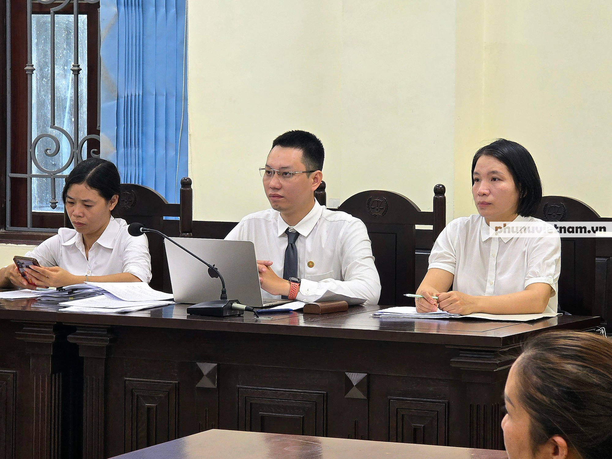 Nam sinh 14 tuổi bị truy tố tội Giết người: Tòa trả hồ sơ làm rõ dấu hiệu đồng phạm- Ảnh 2.