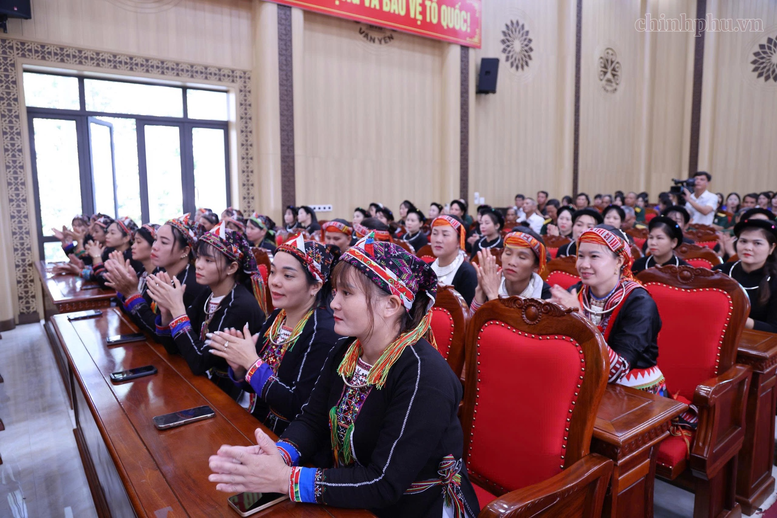 Phó Thủ tướng Phạm Thị Thanh Trà: Cán bộ, công chức cấp xã sẽ được tăng phụ cấp từ 25% lên 55%- Ảnh 4.