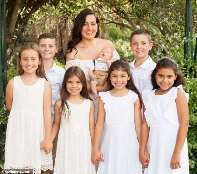Mẹ 7 con làm đám cưới trong mơ và nghị lực sống kiên cường sau khi bị ung thư vú giai đoạn cuối - Ảnh 5.