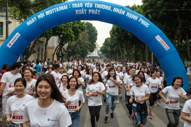 Vận động viên tham gia Mottainai Run 2018 do Báo Phụ nữ Việt Nam tổ chức