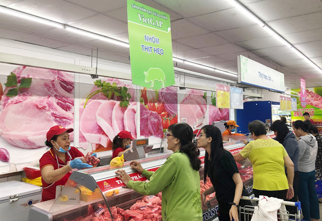 Bổ sung 43.000 tấn thịt lợn cho thị trường Hà Nội dịp Tết Nguyên đán - Ảnh 1.