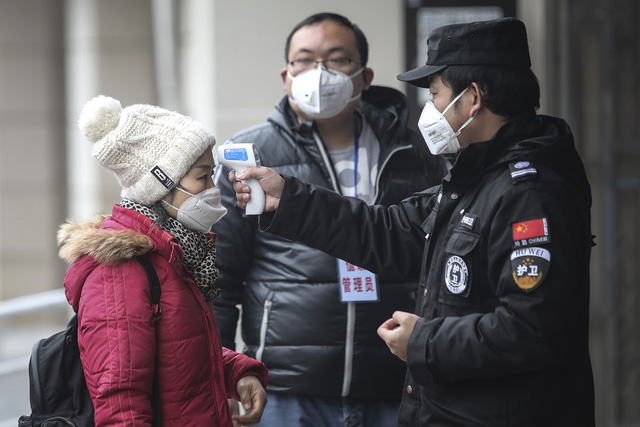 Kiểm tra thân nhiệt để phát hiện nguy cơ nhiễm virus nCoV