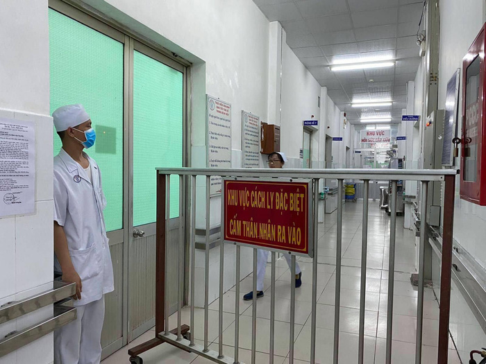 Thêm 3 người ở Hà Nội phải cách ly vì nghi nhiễm virus corona - Ảnh 1.