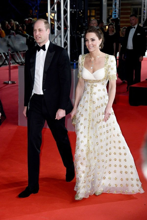 Công nương Kate Middleton giữ vững thương hiệu biểu tượng thời trang đình đám của Hoàng gia Anh - Ảnh 7.