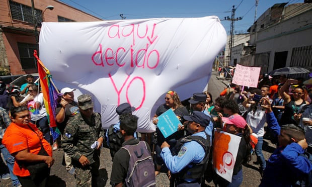 Biểu tình ủng hộ quyền phá thai của phụ nữ ở thủ đô Tegucigalpa (Honduras) ngày 8/3/2019