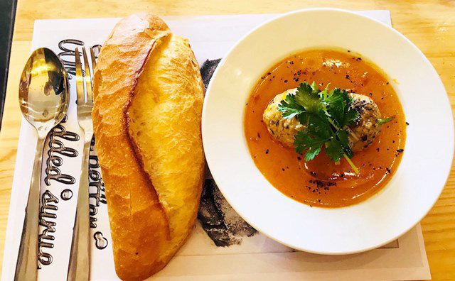 Bánh mì Việt Nam: Từ món ăn đường phố đến đặc sản được Google vinh danh - Ảnh 7.