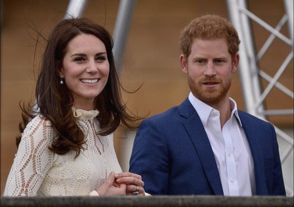 Lần đầu tiên Công nương Anh chia sẻ cảm xúc thực sự sau khi vợ chồng Meghan Markle rời đi - Ảnh 1.