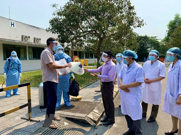 Bệnh nhân số 33 tại Thừa Thiên-Huế được xuất viện - Ảnh 1.