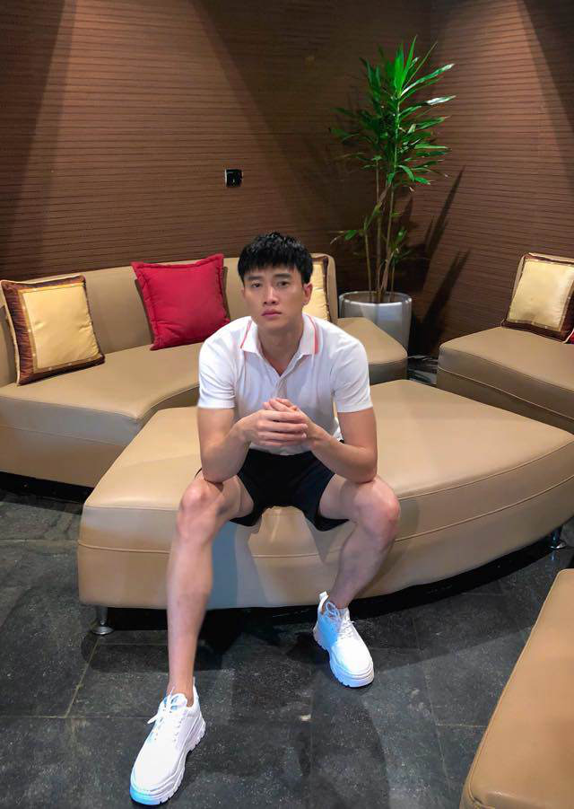 Sở hữu loạt điểm chung về phong cách, Midu-Quốc Trường được ví như cặp “tiên đồng ngọc nữ” - Ảnh 3. Sở hữu loạt điểm chung về phong cách, Midu-Quốc Trường được ví như cặp “tiên đồng ngọc nữ” - Ảnh 3.