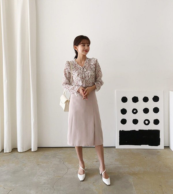 Gợi ý loạt công thức phối áo blouse đẹp, chị em tha hồ diện đi làm, đi chơi - Ảnh 14.