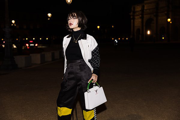 Châu Bùi chứng minh đẳng cấp nhờ cây đồ cool ngầu tại Paris Fashion Week Thu Đông 2020 - Ảnh 2.