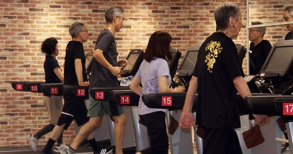 Sau 60 tuổi có nên tập gym? - Ảnh 2.