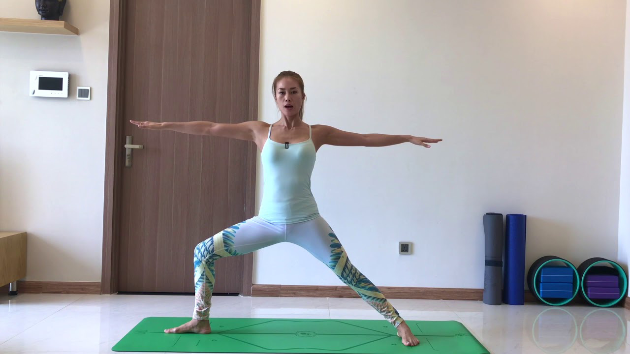 Làm chậm già hóa bằng 5 bài tập yoga cho người cao tuổi - Ảnh 2.