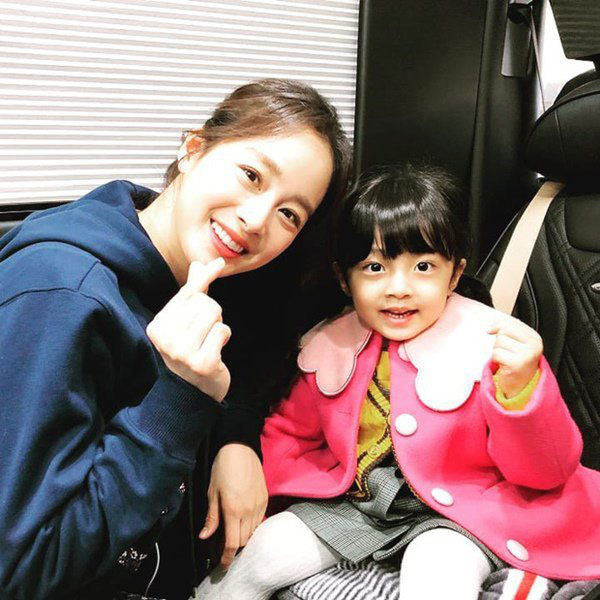 &quot;Con gái&quot; Kim Tae Hee &quot;lột xác&quot; ngoạn mục, chẳng ai còn nhầm lẫn giới tính - Ảnh 11.