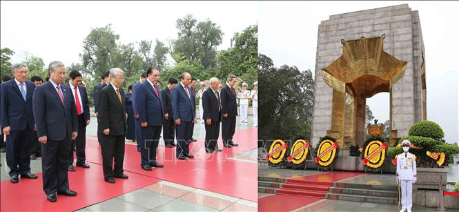 Lãnh đạo Đảng, Nhà nước viếng Lăng Bác nhân 45 năm Ngày thống nhất đất nước - Ảnh 3.