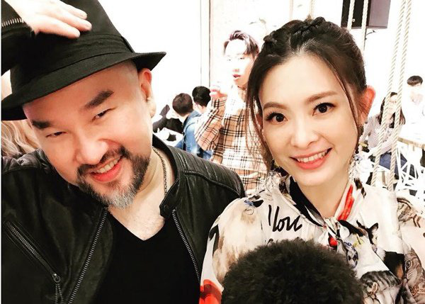 Vợ qua đời sau khi liệt nửa người chỉ còn 30kg, sao nam Cbiz vẫn "lòng đau như cắt" - Ảnh 2.