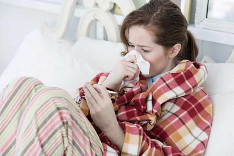 Chống lại bệnh cảm cúm: Cúm là do virus gây ra và là một căn bệnh rất dễ lây lan. Chất chiết xuất từ vải cho thấy có hiệu quả chống lại những virus này do sự có mặt của oligonol, chất này ngăn chặn virus phát triển lây lan.