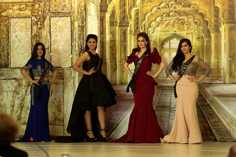Iraq tổ chức cuộc thi sắc đẹp đầu tiên năm 1972. Sau 43 năm bị cấm, cuộc thi Miss Iraq được khởi động lại vào năm 2015, bất chấp những lời đe dọa của phái bảo thủ cho rằng các cuộc thi sắc đẹp là vô đạo đức. 