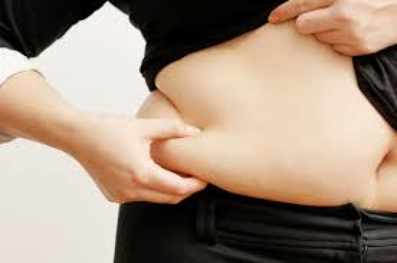 7. Đốt cháy mỡ thừa: Chuối có 12mg cholin, một loại vitamin làm giảm mỡ tác động trực tiếp lên các gen gây nên sự tích tụ chất béo trong bụng. Thực phẩm có hàm lượng chất choline cao cũng có thể làm giảm chất béo bụng.