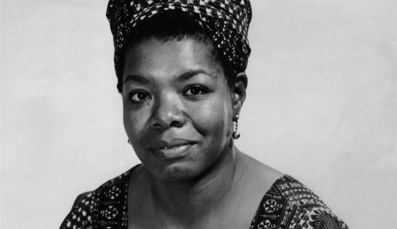 Nhà văn, nhà thơ Maya Angelou: “Tôi đã học được rằng mọi người sẽ quên những gì bạn nói, mọi người sẽ quên những gì bạn đã làm nhưng mọi người sẽ không bao giờ quên bạn làm cho họ cảm thấy như thế nào”.