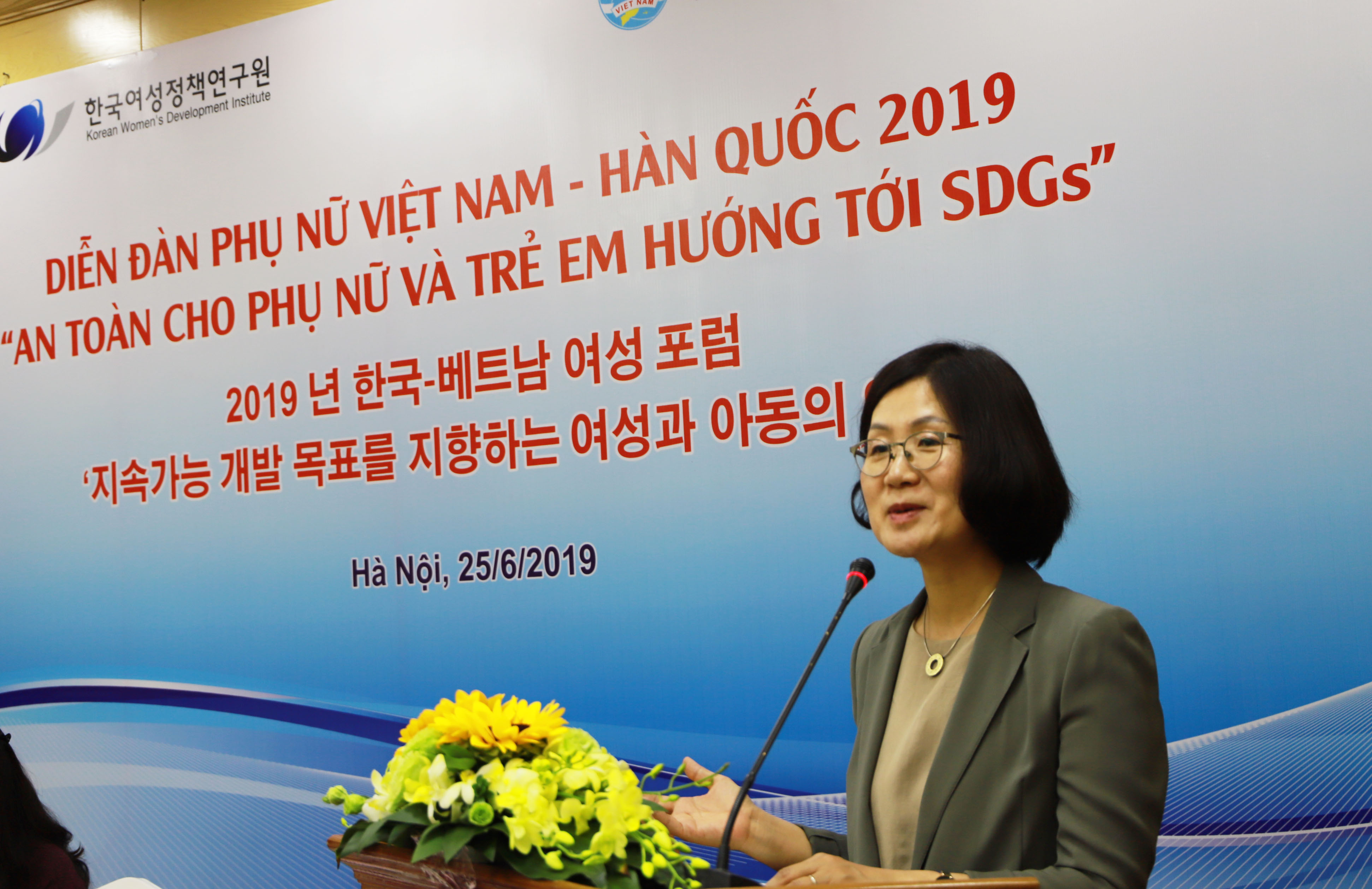 dien-dan-phu-nu-viet-nam-han-quoc-lan-thu-7-f.jpg