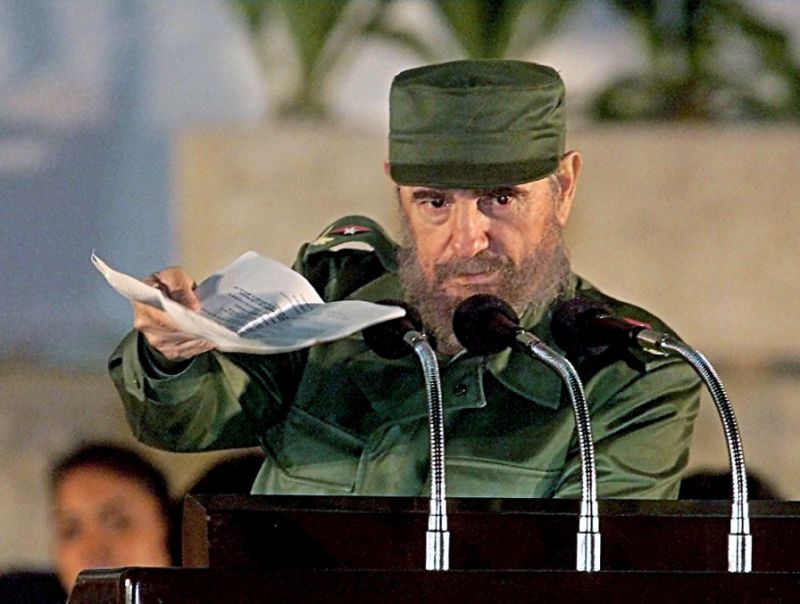 Bài phát biểu dài nhất: Hiện nay, kỷ lục Guinness về bài phát biểu dài nhất vẫn thuộc về lãnh tụ Fidel Castro với bài phát biểu dài 4 giờ 29 phút tại Liên Hợp Quốc, ngày 29/9/1960. Còn tại Cuba, bài phát biểu dài nhất của lãnh tụ Fidel Castro dài tới 7 giờ 10 phút tại Đại hội Đảng Cộng sản III ở Havana, Cuba, năm 1986.