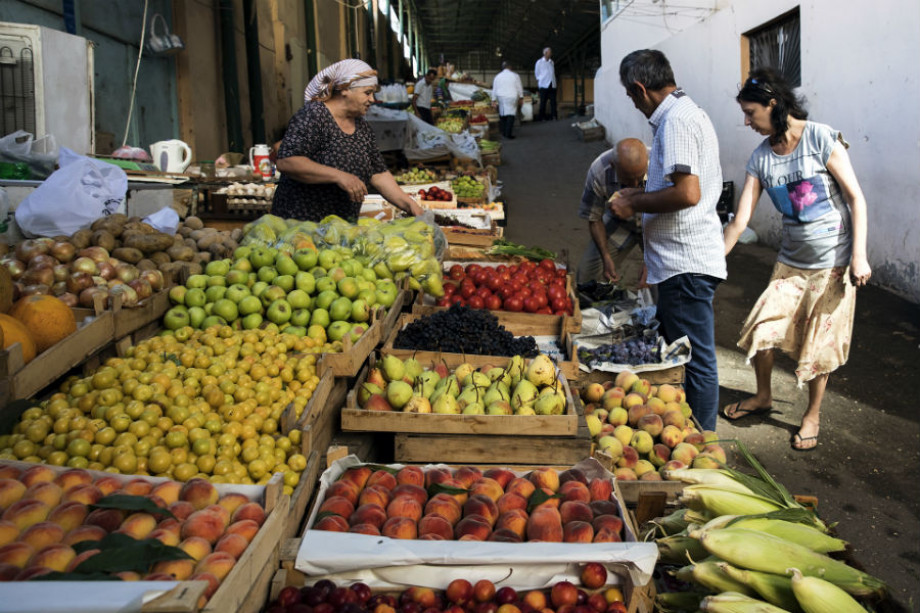 Một góc chợ hoa quả ở Azerbaijan