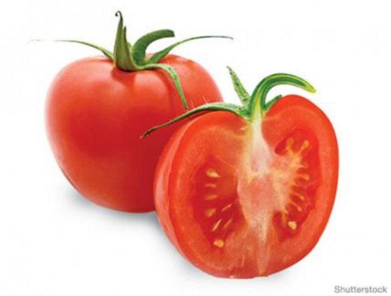 Cà chua: cà chua chứa chất lycopene giúp chống lại nhiều loại bệnh ung thư. Khi nấu, nên kết hợp cà chua với dầu ô liu để giúp cơ thể hấp thụ tốt hơn.