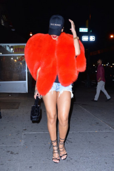 Không thể phủ nhận gu thời trang của Rihanna rất đặc biệt và 