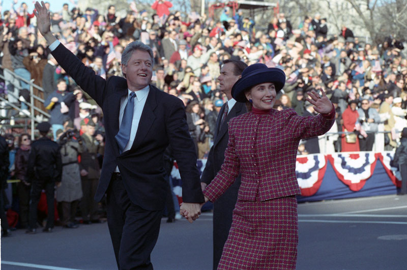 Năm 1993, Bill Clinton lên làm Tổng thống thứ 42 của Mỹ, bà trở thành Đệ nhất Phu nhân trong suốt 8 năm từ 1993-2000. Hillary là Đệ nhất Phu nhân đầu tiên có học vị thạc sĩ và từng thành công trong nghề nghiệp chuyên môn trên chính trường nước Mỹ. Trong khoảng thời gian này, Hillary chính là cố vấn và là cộng sự đầy tin tưởng của chồng khi cùng chồng đưa ra những chính sách định hướng cho lợi ích quốc gia. Nhiều người đã nói vui rằng, họ đang thực hiện quyền “đồng Tổng thống”.