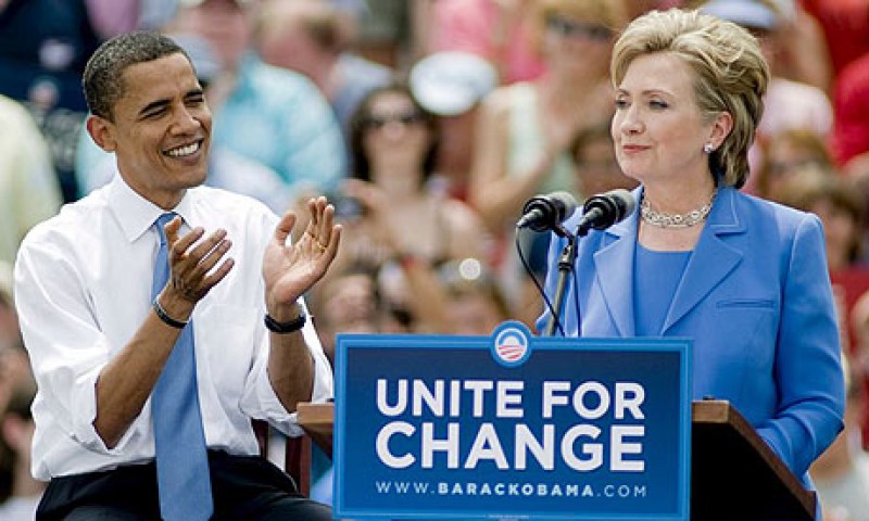 Bà chạy đua tranh cử vị trí ứng cử viên Tổng thống năm 2008 cùng với ông Barack Obama với tuyên bố 