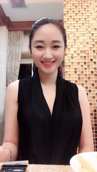 Khi phóng viên báo PNVN liên lạc với Hoa hậu Thu Ngân, cô tiết lộ thêm, ngày 28/10 tới cô sẽ xuất hiện trước công chúng với vai trò giám khảo cuộc thi Tiếng hát Sen Vàng. 