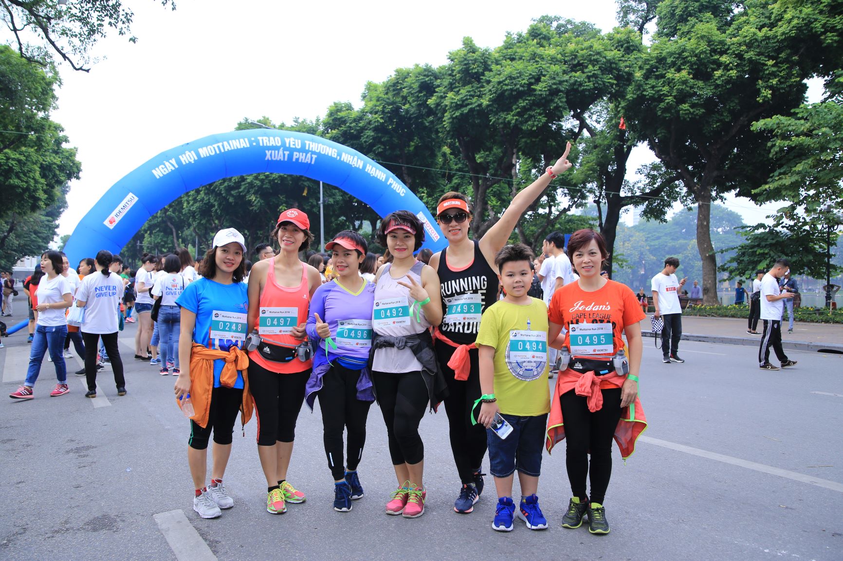 Mottainai Run thu hút khá nhiều người nước ngoài tham gia. Nhiều du khách tới Hà Nội du lịch tình cờ thấy cuộc thi và đã đăng ký thi chạy.