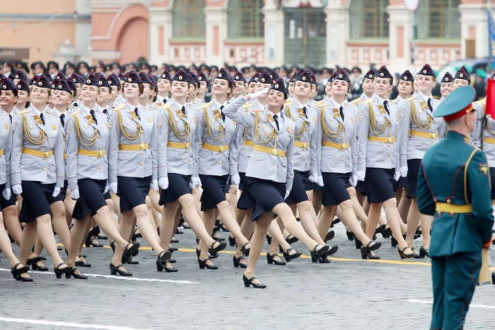 Những nữ quân nhân Nga là một phần không thể thiếu trong cuộc duyệt binh. 